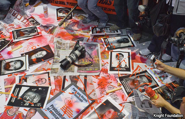 20100807-journalists-protest