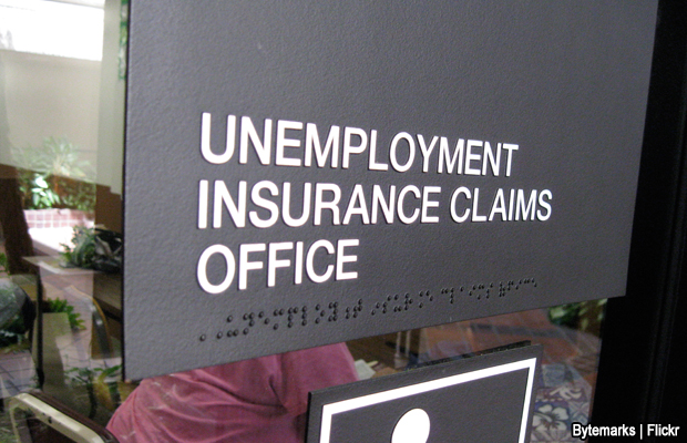 20110201-unemployment-office