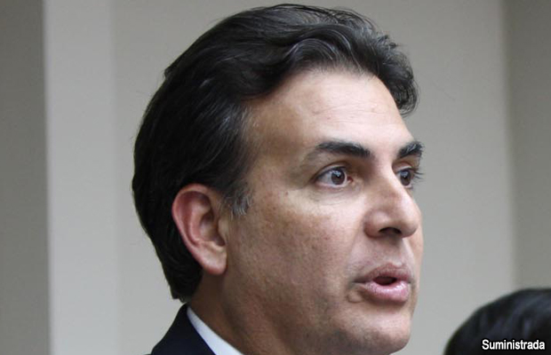 20130624-eduardo-bhatia