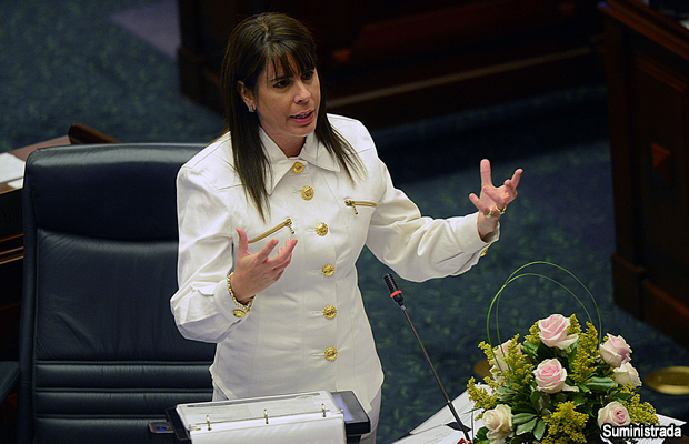 20140501-brenda-lopez-de-arraras