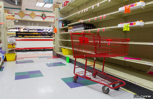 20140109-empty-shelves