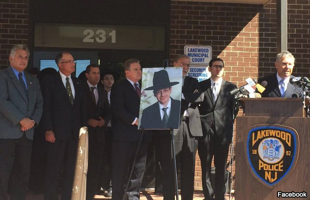 20140827-aaron-sofer-press-conference