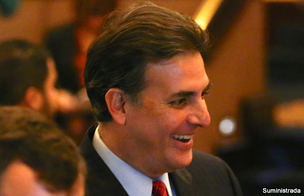 20140826-eduardo-bhatia01