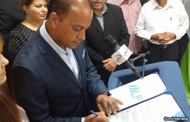 20140917-micky-lopez