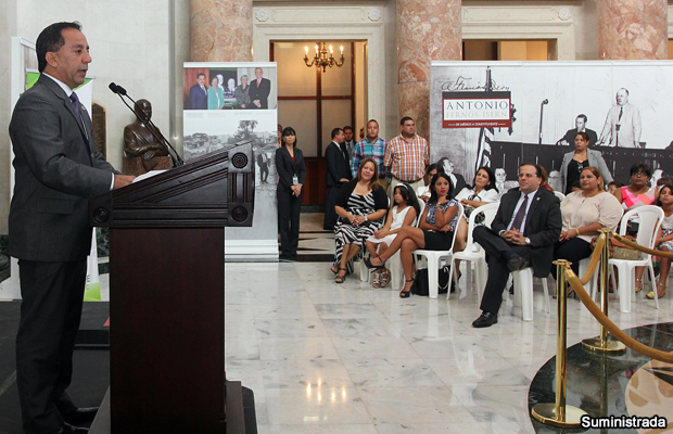 20140919-pito-torres-dibujo