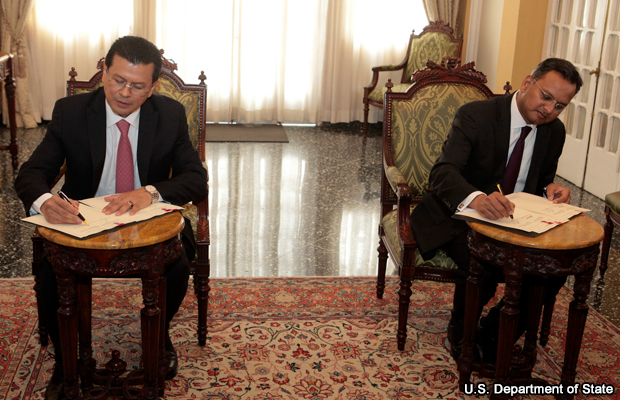 20140930-firma-fomilenio-ii