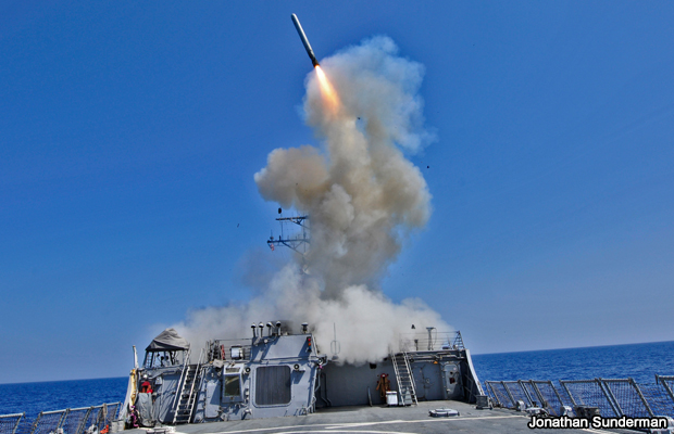 20110329-tomahawk-uss-barry