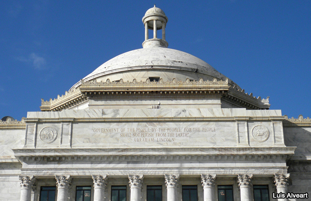 20140120-capitolio-de-puerto-rico
