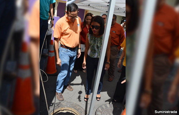 20141008-alberto-lazaro-y-karylin-bonilla