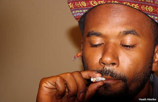 20140915-smoking-weed