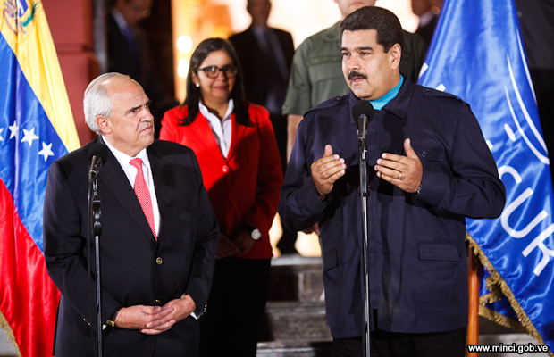 20150205-ernesto-samper-y-nicolas-maduro