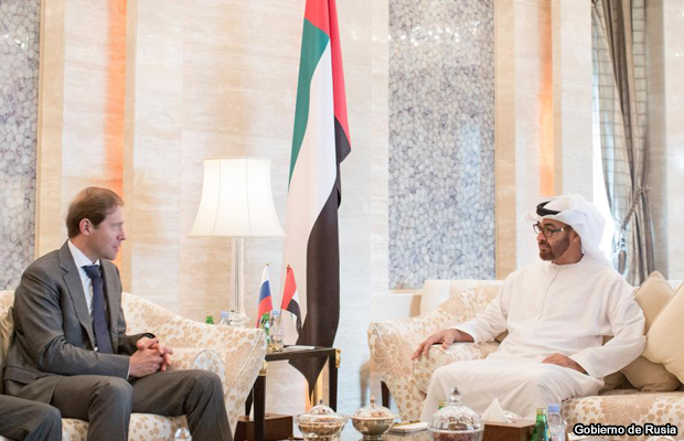 20150224-denis-manturov-y-shaikh-mohammed-01