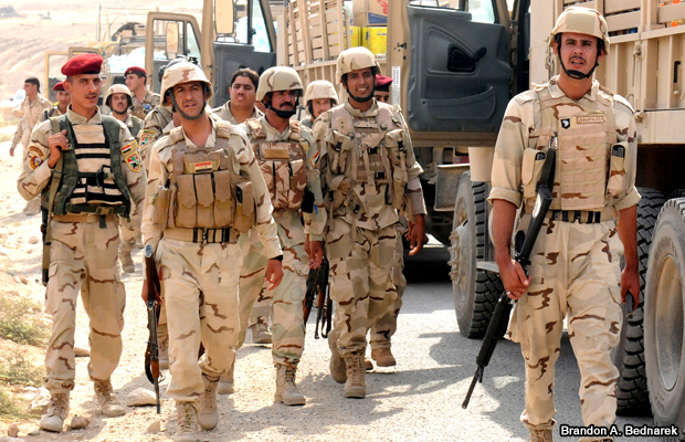 20100830-iraqi-soldiers