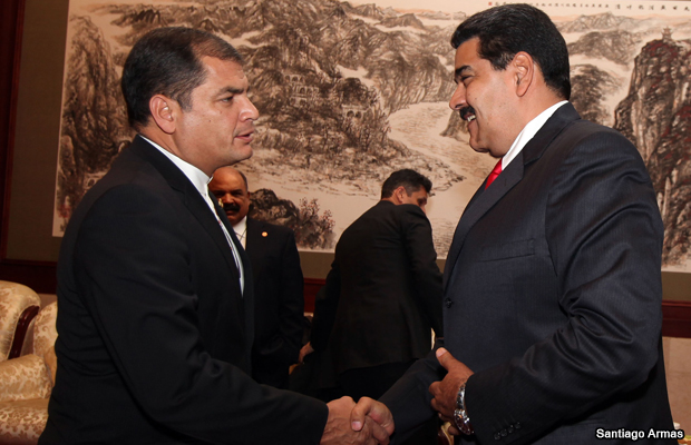 20150108-rafael-correa-y-nicolas-maduro