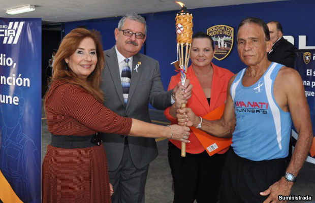 20150314-policia-salud-suicidios