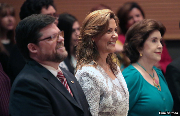 20150324-vance-thomas-wilma-pastrana-y-sila-maria-calderon