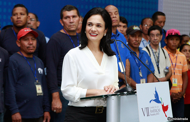 20150326-isabel-de-saint-malo