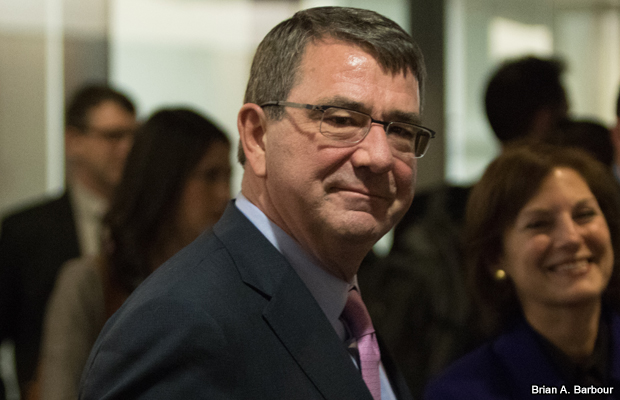 20150406-ashton-carter01