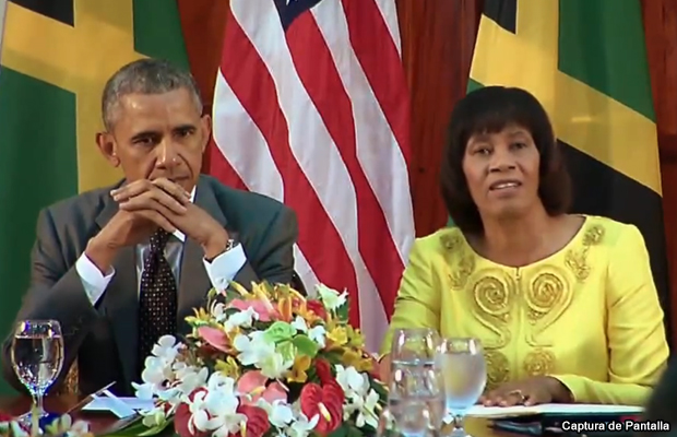 20150409-barack-obama-y-portia-simpson_miller