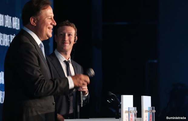 20150410-juan-carlos-varela-y-mark-zuckerberg