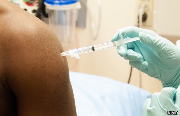 20140904-ebola-vaccine