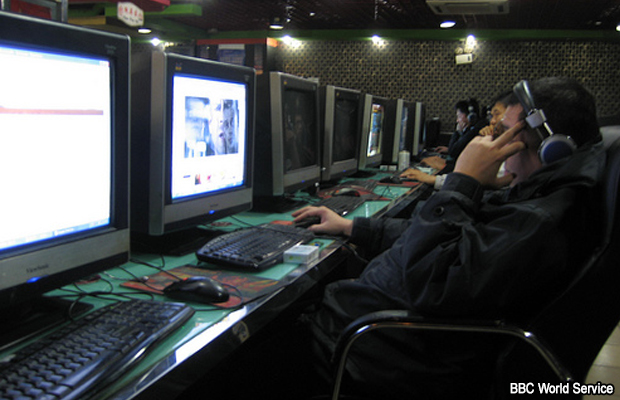 china-internet-cafe
