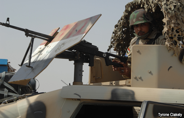 20090928-iraqui-army-armored-vehicle