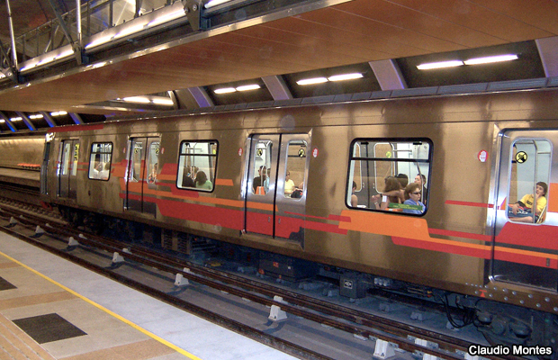 20051203-metro-santiago-chile