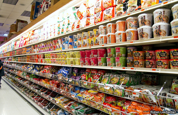 20130121-supermarket-aisle
