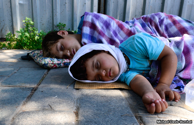 20140713-syrian-children-refugees