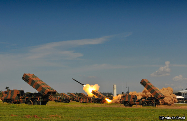 20150409-artilleria-brasil