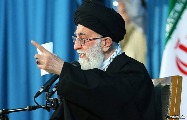 20150409-ayatola-khamenei